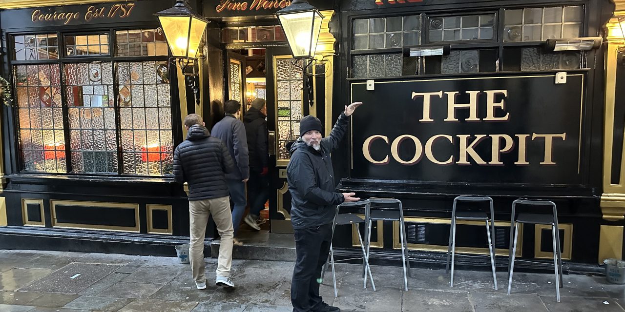 2 Days in London: Pubs, Tower of London & Sunday Roast